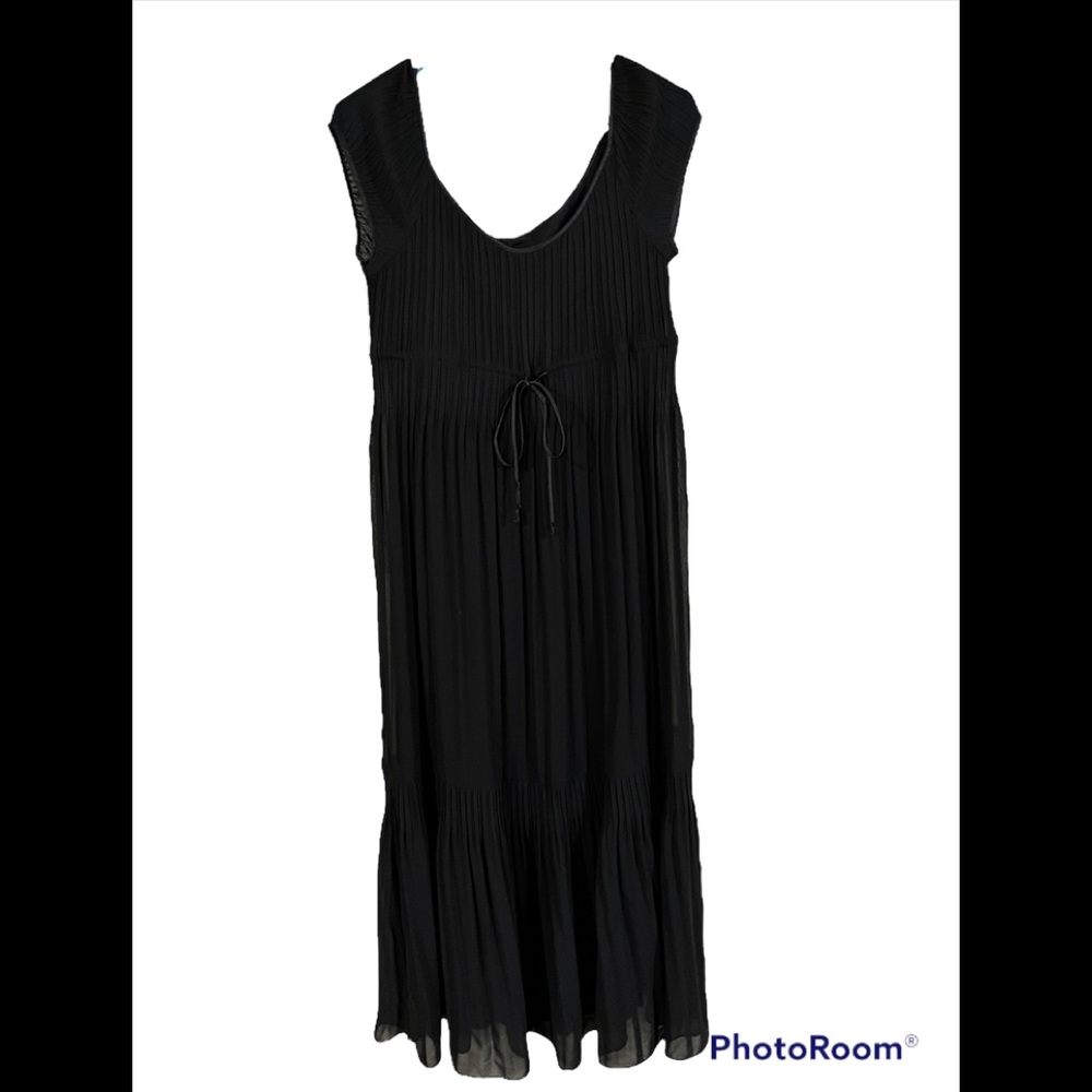 Robbie Bee Petite black dress